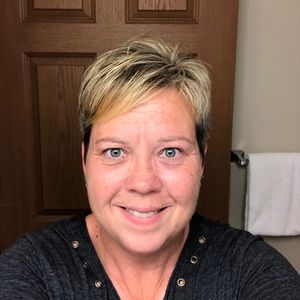 Meet your Posher, Carla